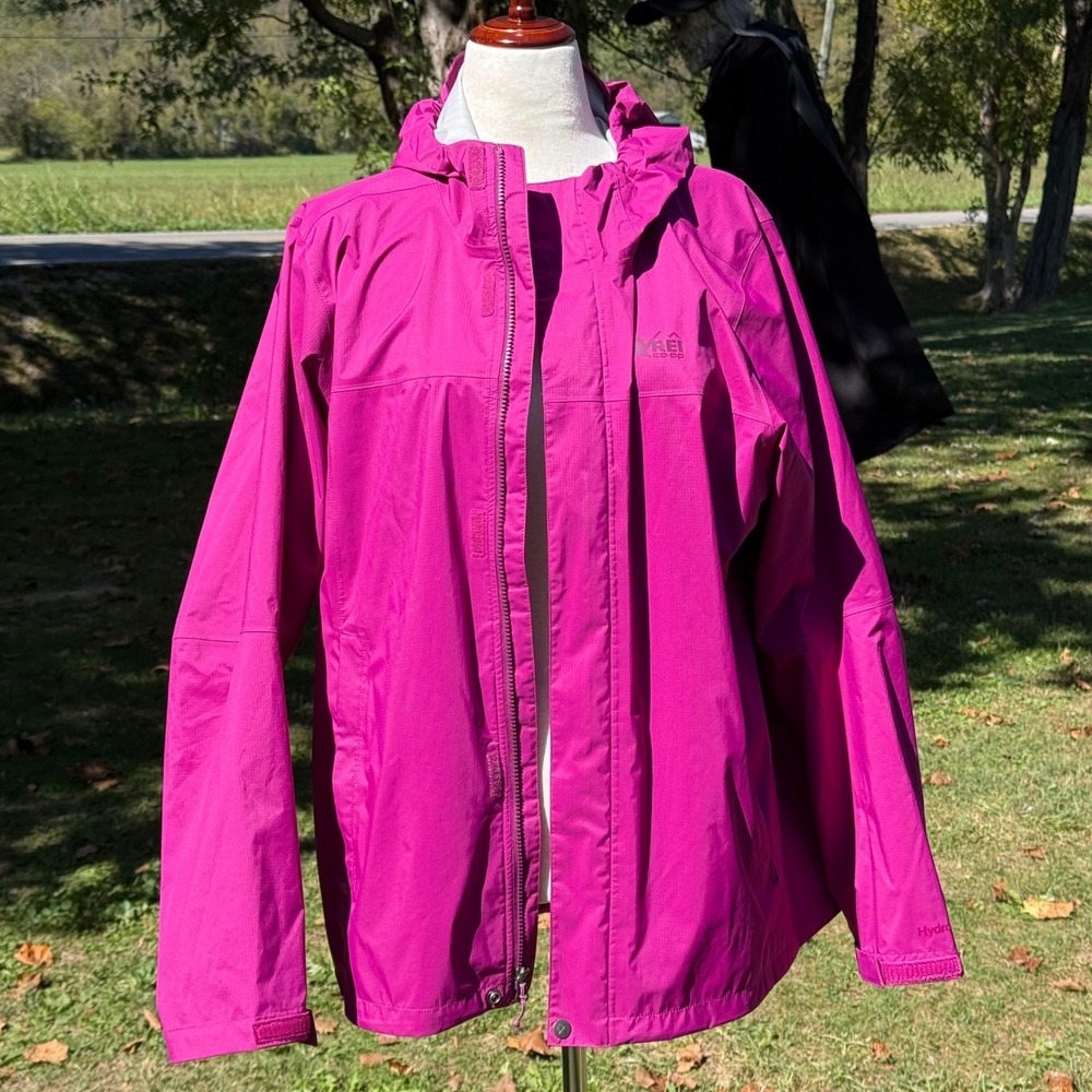 REI Co-op Hydrowall Rain Jacket Womens 1XL Magenta Pink Hooded Full Zip Venting